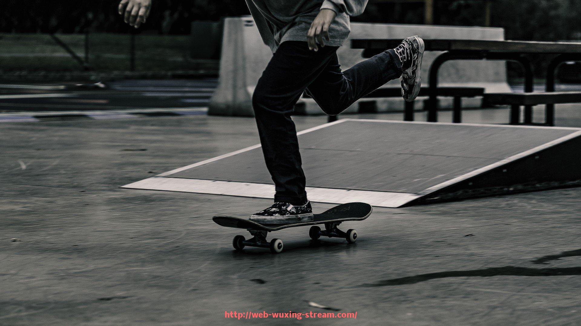 五星体育直播-男士常用健身器材推荐及肌肉强化训练方案